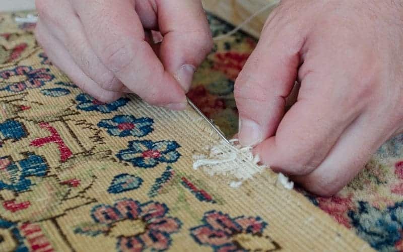 How to identify a Persian rug